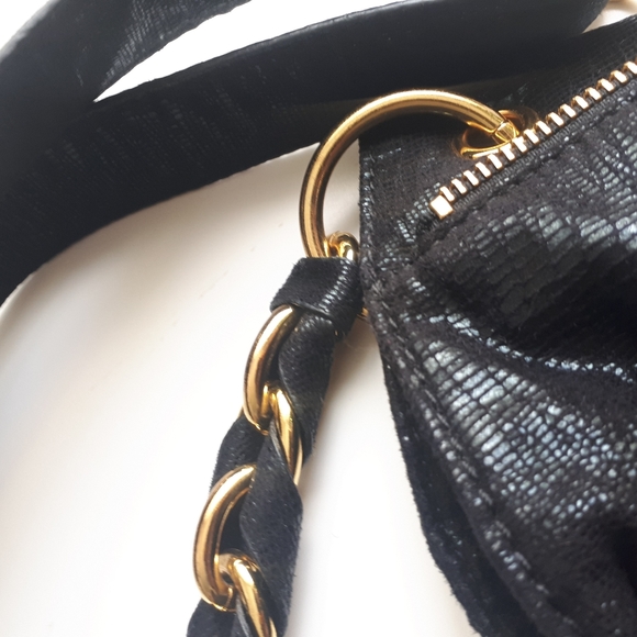 AX Armani Exchange | Expandable Shoulder and Crossbody Hobo Bag - Picture 13 of 16